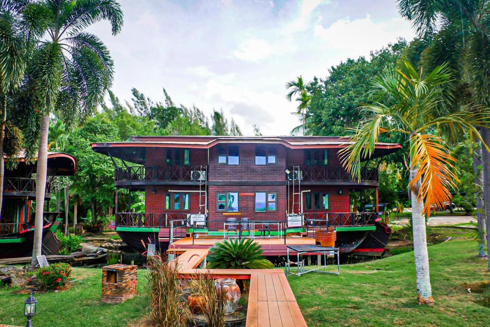 Kaengkrachan Boathouse Paradise Resort Kaeng Kachan Bagian luar foto
