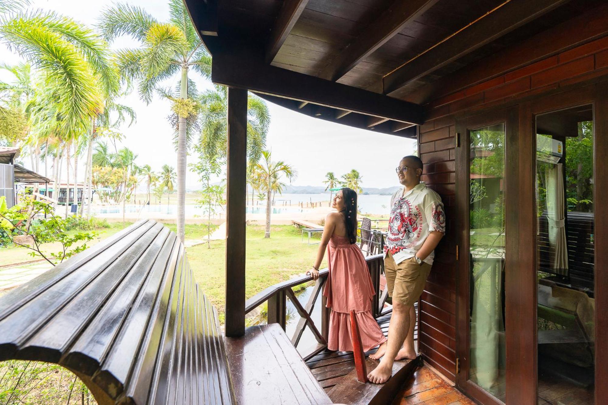 Kaengkrachan Boathouse Paradise Resort Kaeng Kachan Ruang foto