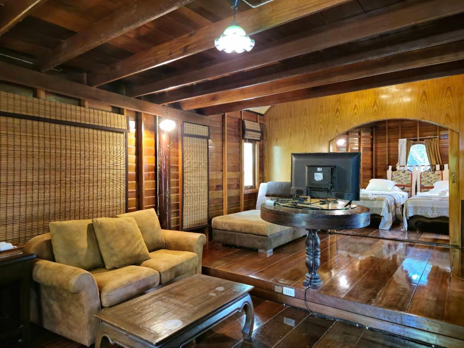 Kaengkrachan Boathouse Paradise Resort Kaeng Kachan Bagian luar foto